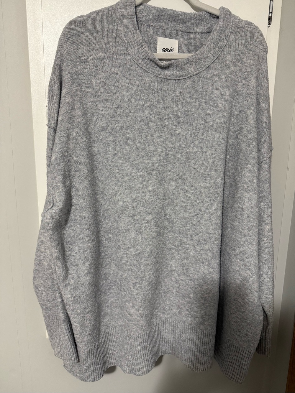 98. aerie Women’s Heather Grey Oversized Crewneck Sweater XL